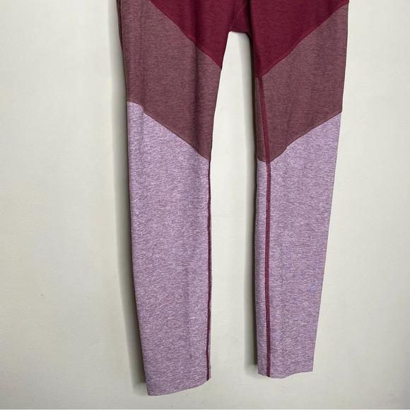 Outdoor Voices Berry Pink Purple Springs 7/8 Tight Leggings Size Medium - Picture 8 of 12